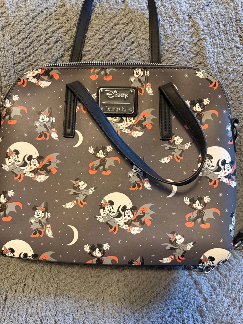 Disney x Loungefly Gray Mickey & Minnie Halloween Satchel - Picture 1 of 8